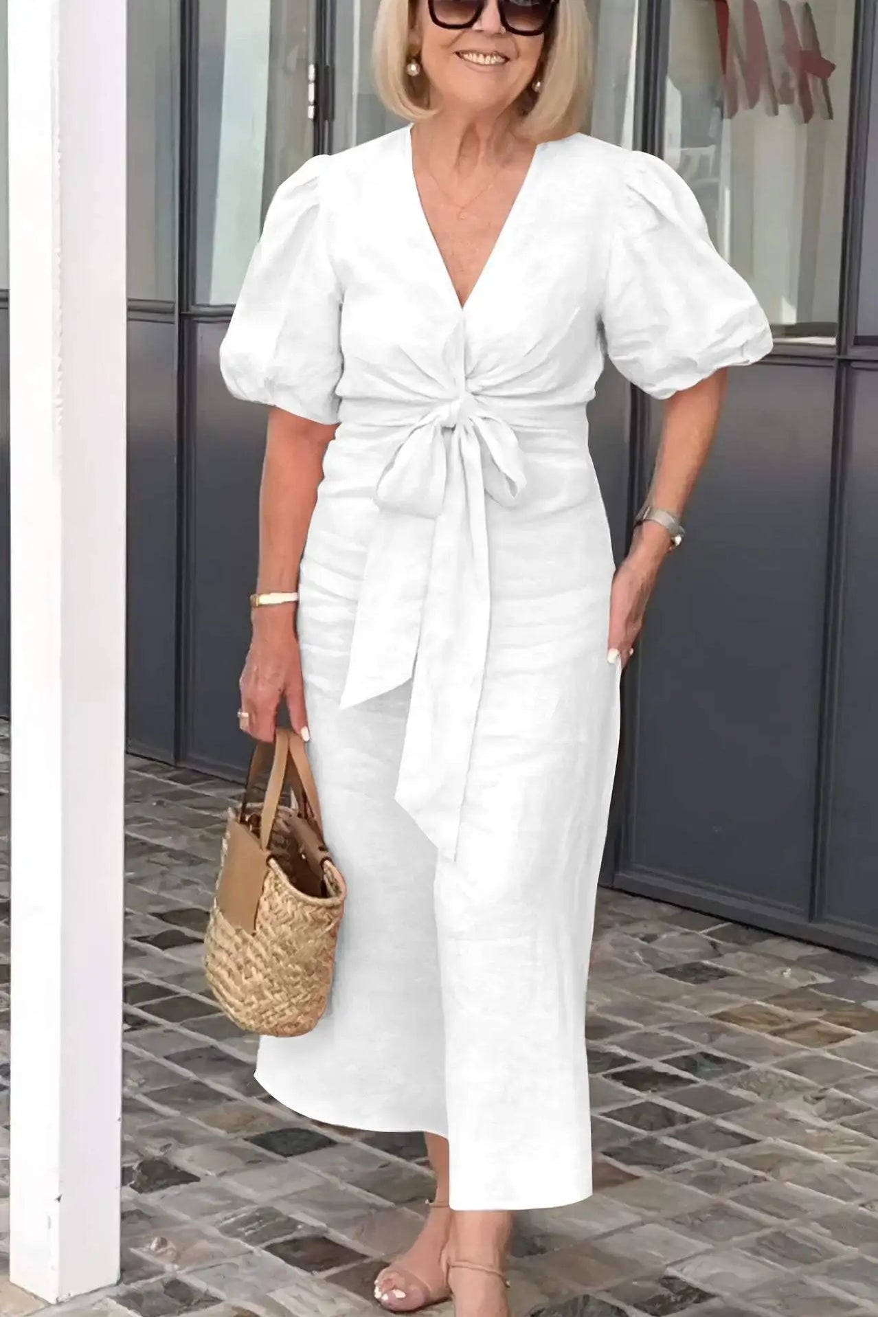 Lynora - Robe Midi Élégante À Encolure En V